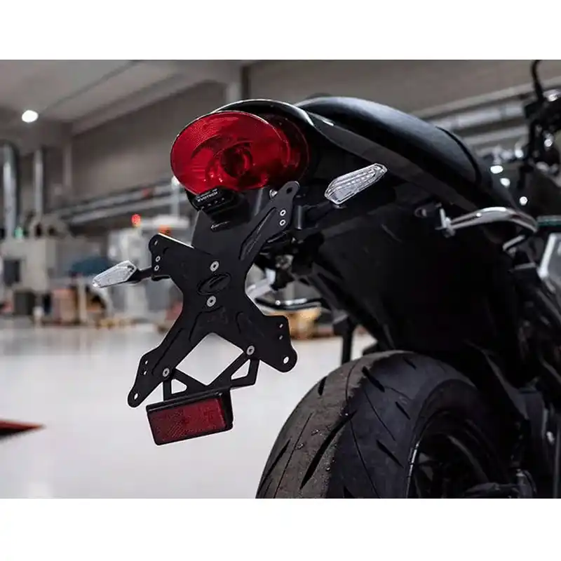Porta matrícula EVOTECH para Kawasaki Z650 RS 2022-2024 Abverkauf