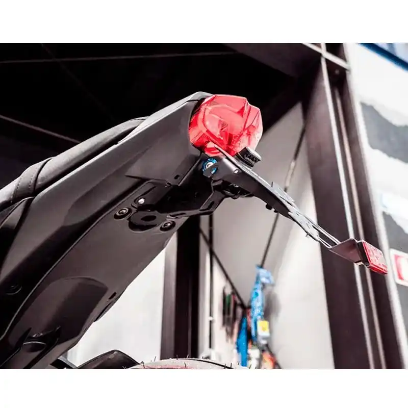 Porta matrícula EVOTECH para Yamaha MT-10 2022-2024 Bestpreis