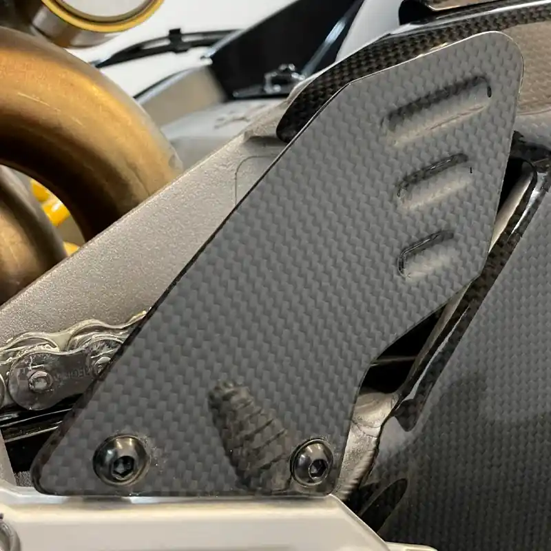 Taloneras CARBON 2 RACE APRILIA RSV4 2009-2023 RR / RF Online Kaufen