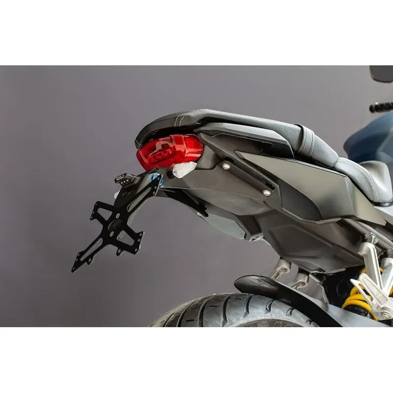 Porta matrícula EVOTECH Honda CB650R / CBR650R 2019-2020 Angebot