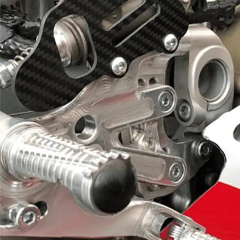 ESTRIBO/REPOSAPIÉ SPIDER RACING Saisonangebot